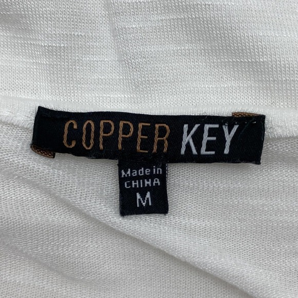 COPPER Key White Short Sleeve Sharkbite Blouse - Picture 8 of 11